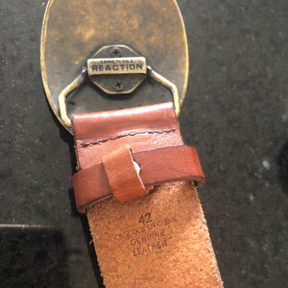 Kenneth Cole Genuine Leather Belt - Picture 2 of 4